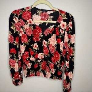 American Eagle‎ Floral Top Size Medium